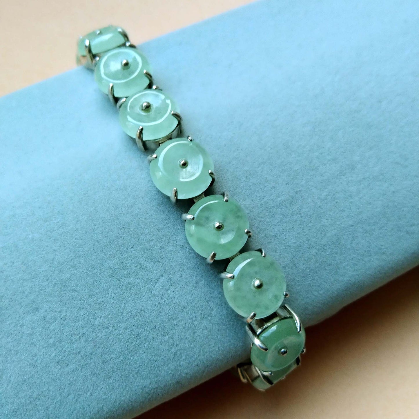 Jadeite Gemstone Vintage Bracelet